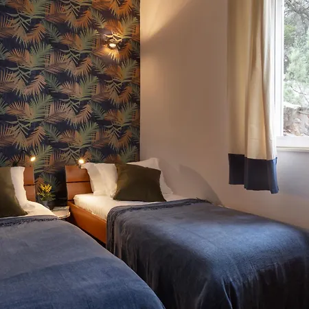 Euphoria Apartment *