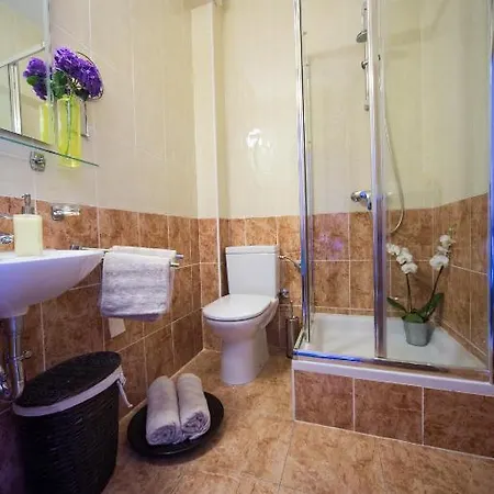 Euphoria Apartment *